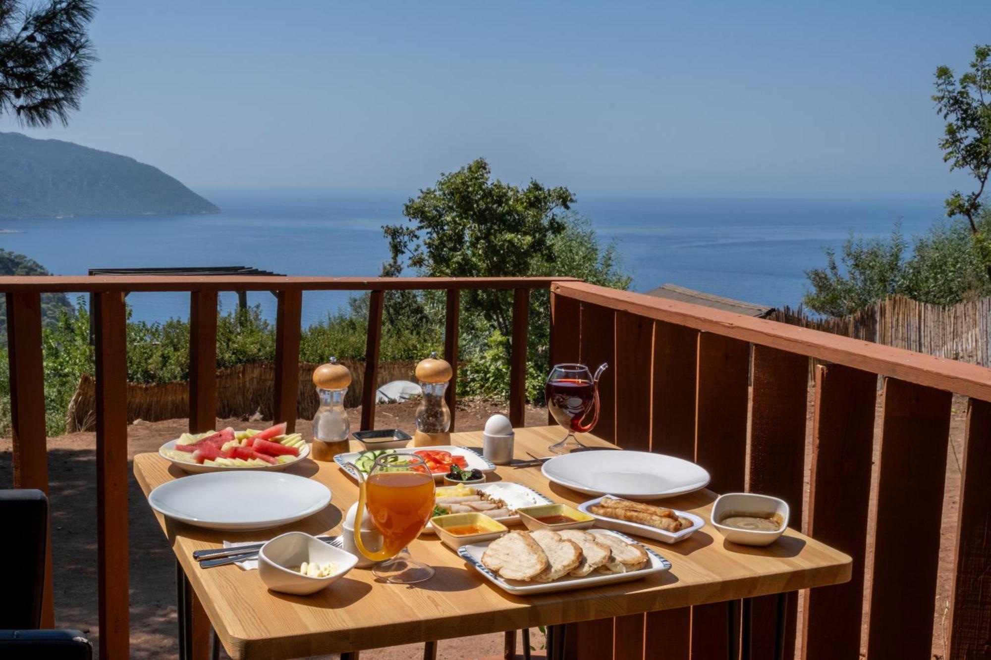 Goat Bungalow And Camping Hotel Faralya Ngoại thất bức ảnh